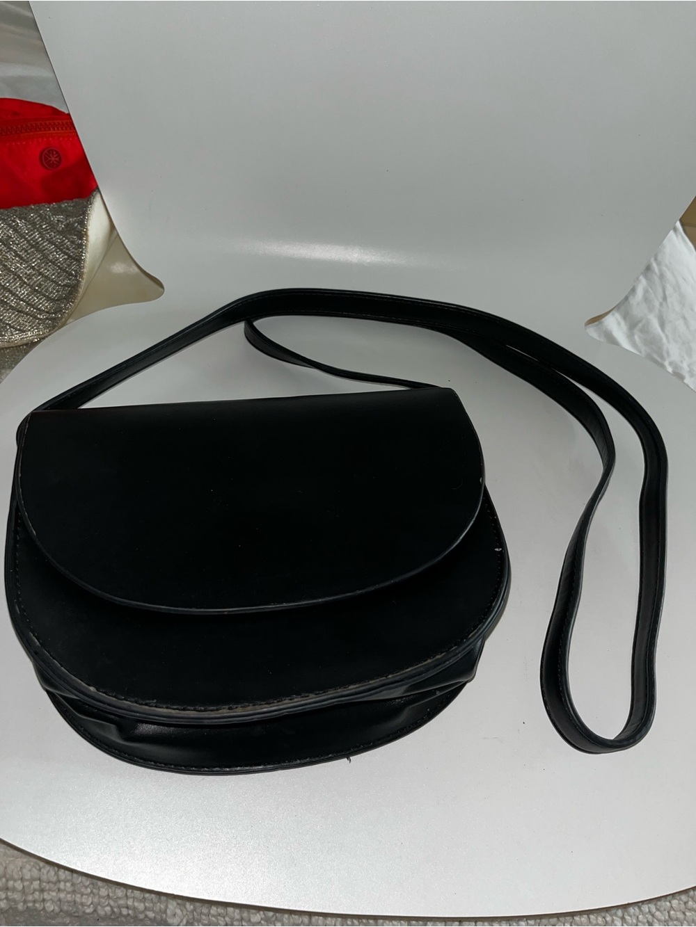 Kenneth Cole Reaction Black Leather Crossbody Bag